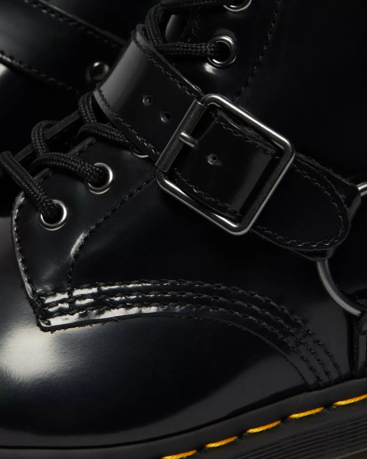 WOMENS Dr. Martens 1460 Harness