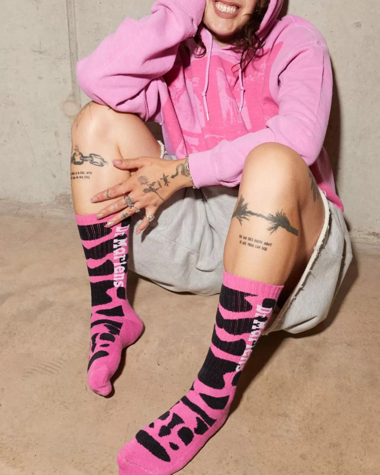 UNISEX Dr. Martens Calzini in misto cotone con logo verticale
