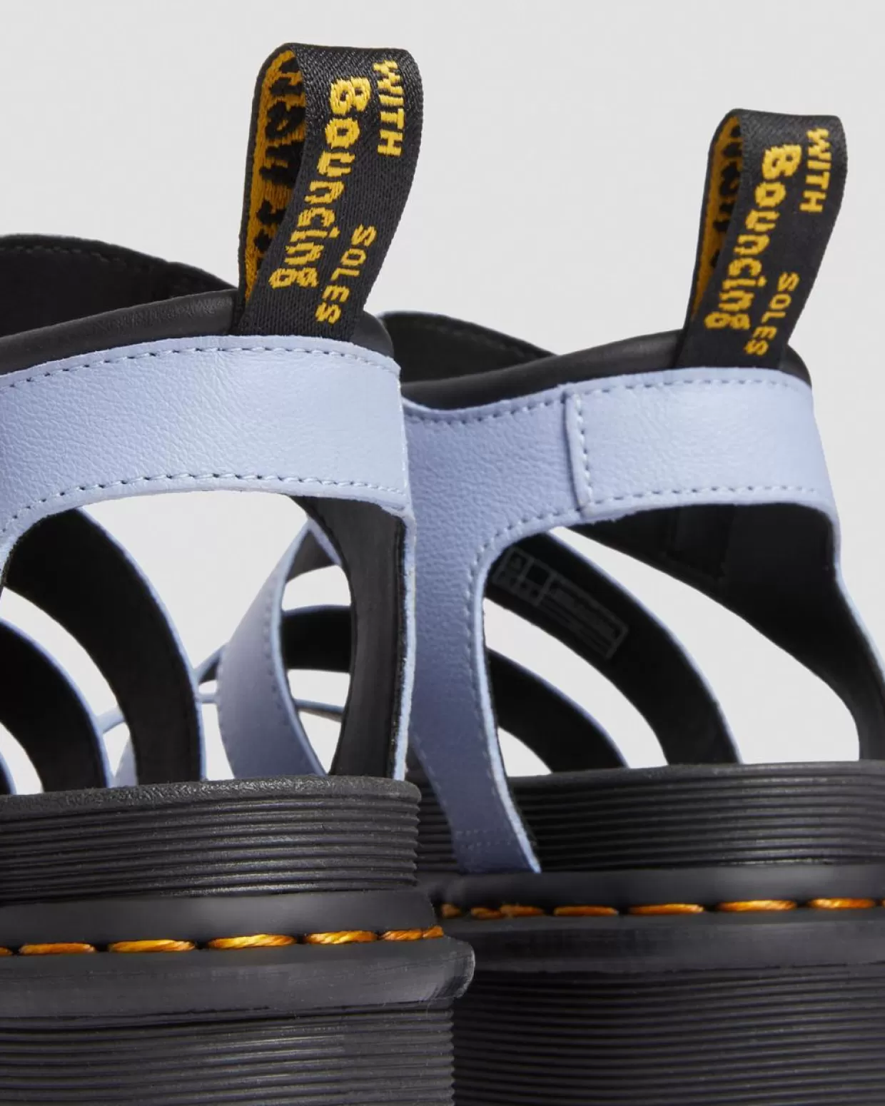 UNISEX Dr. Martens Sandali Platform Blaire Quad con cinturino in pelle Pisa