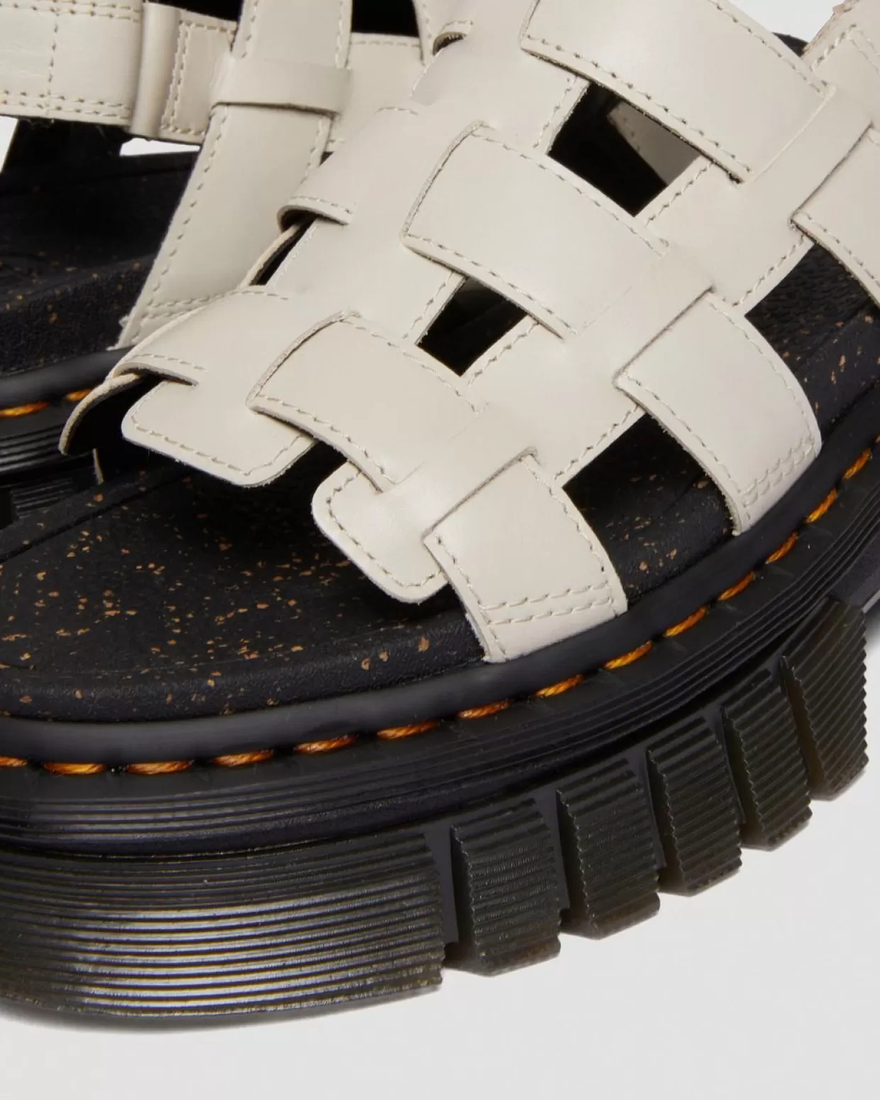 WOMENS Dr. Martens Sandali platform stile gladiatore Ricki Hardware Nappa Lux in pelle