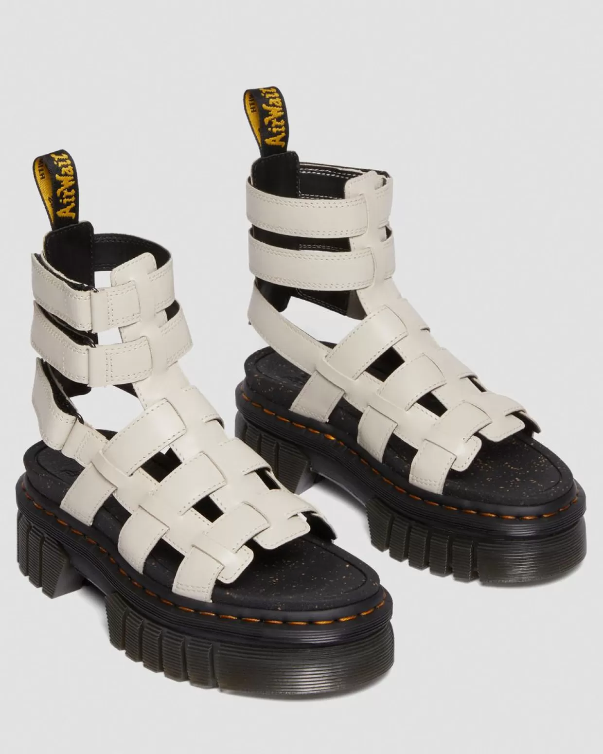 WOMENS Dr. Martens Sandali platform stile gladiatore Ricki Hardware Nappa Lux in pelle