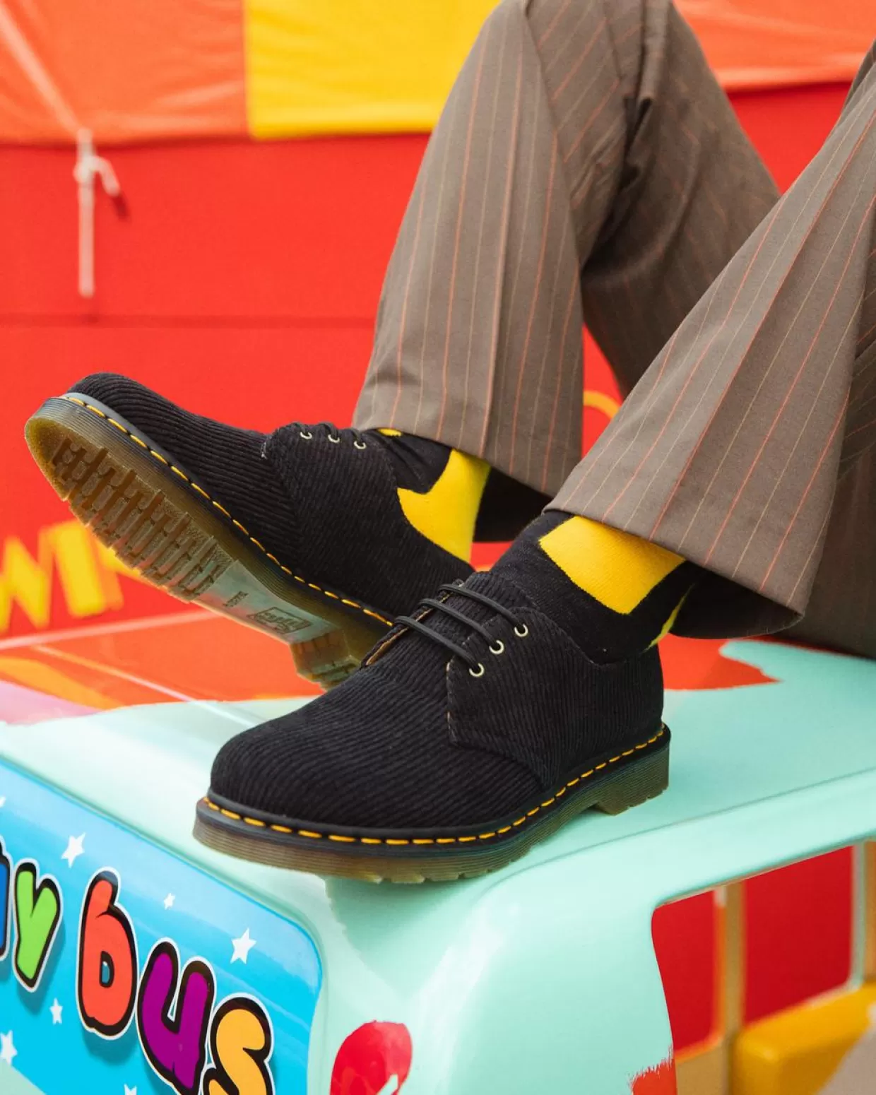 MENS Dr. Martens Scarpe 1461 di velluto a coste