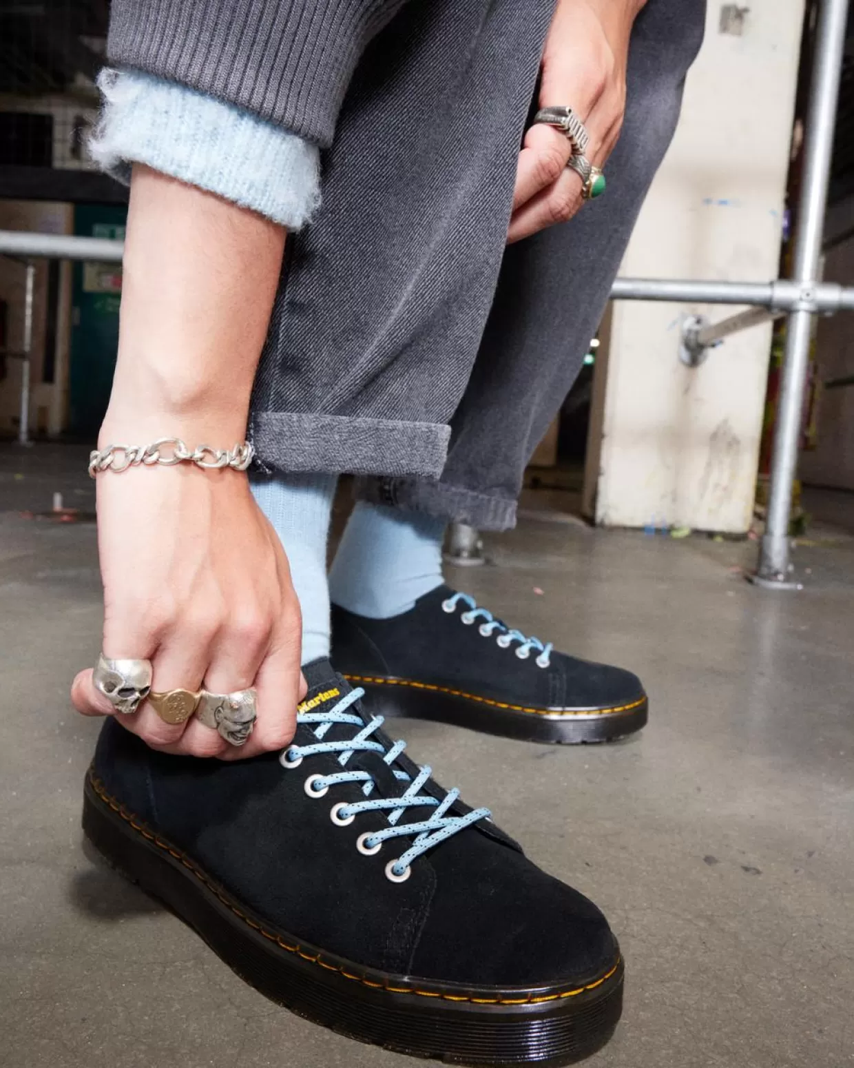 UNISEX Dr. Martens Scarpe Dante scamosciate
