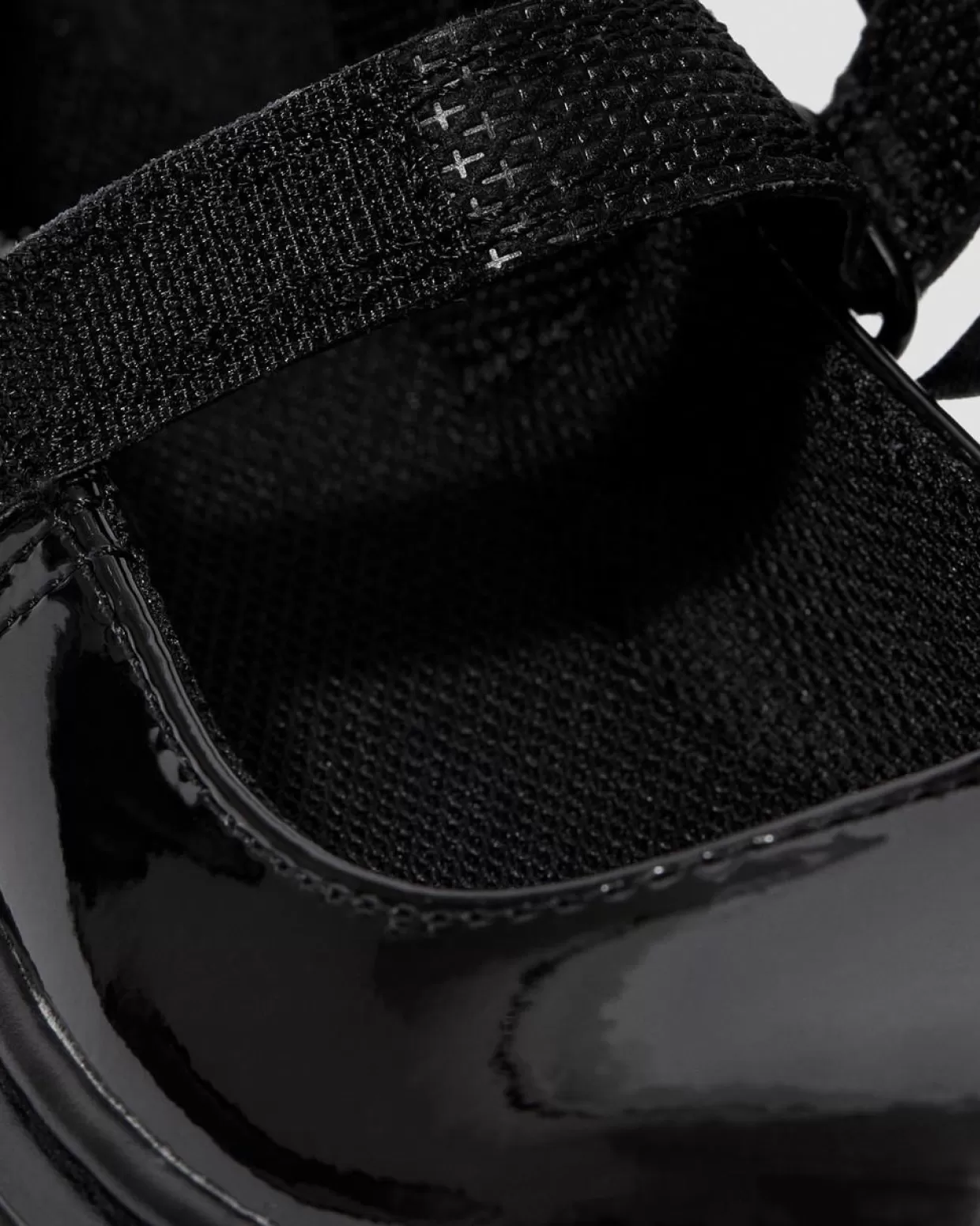KIDS Dr. Martens Scarpe Mary Jane Maccy II Junior in pelle verniciata
