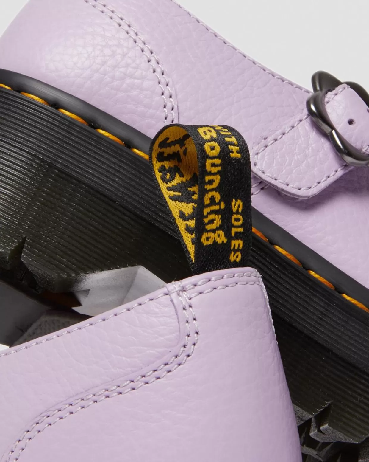 UNISEX Dr. Martens Scarpe platform di pelle Addina con fibbia con fiore