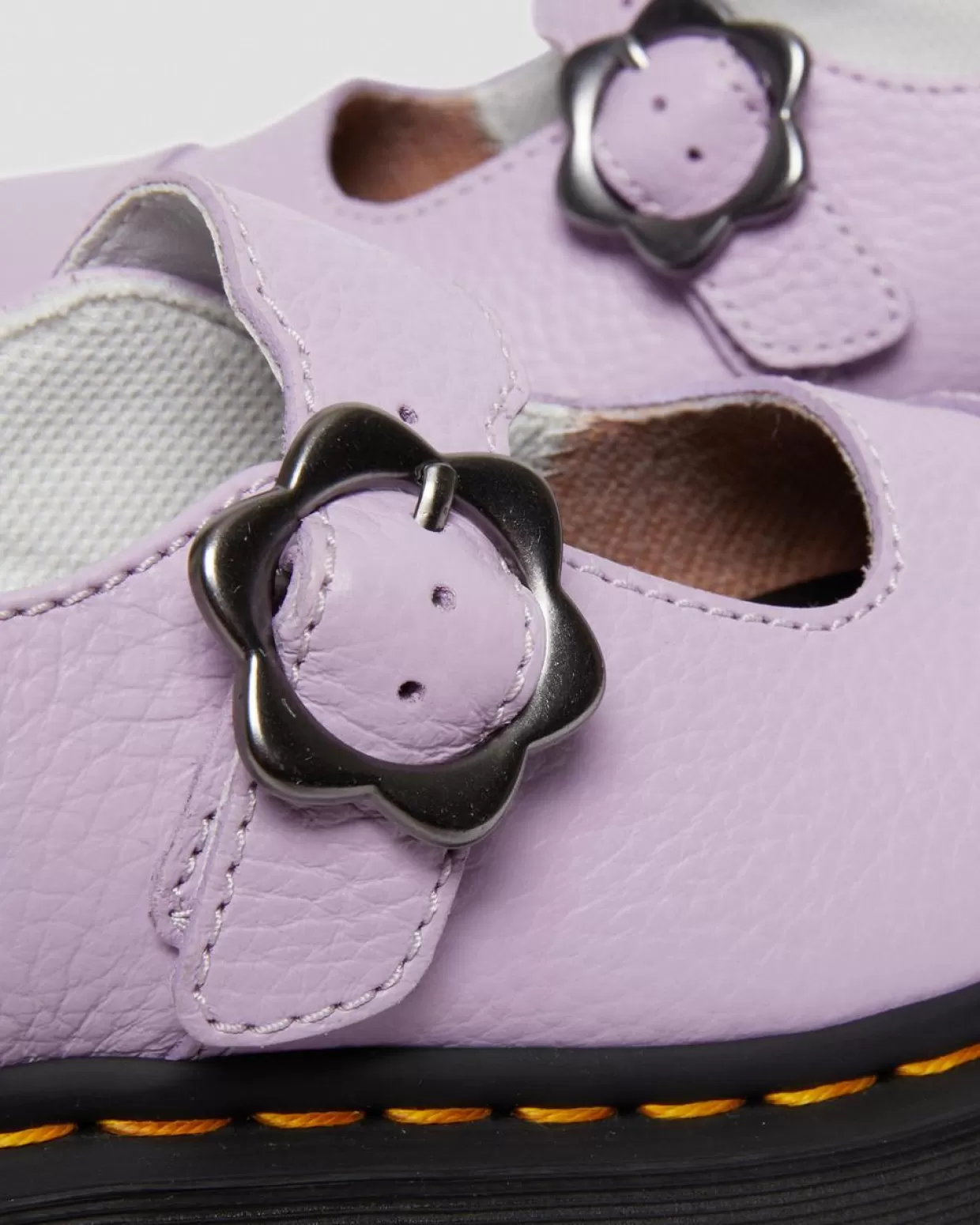 UNISEX Dr. Martens Scarpe platform di pelle Addina con fibbia con fiore