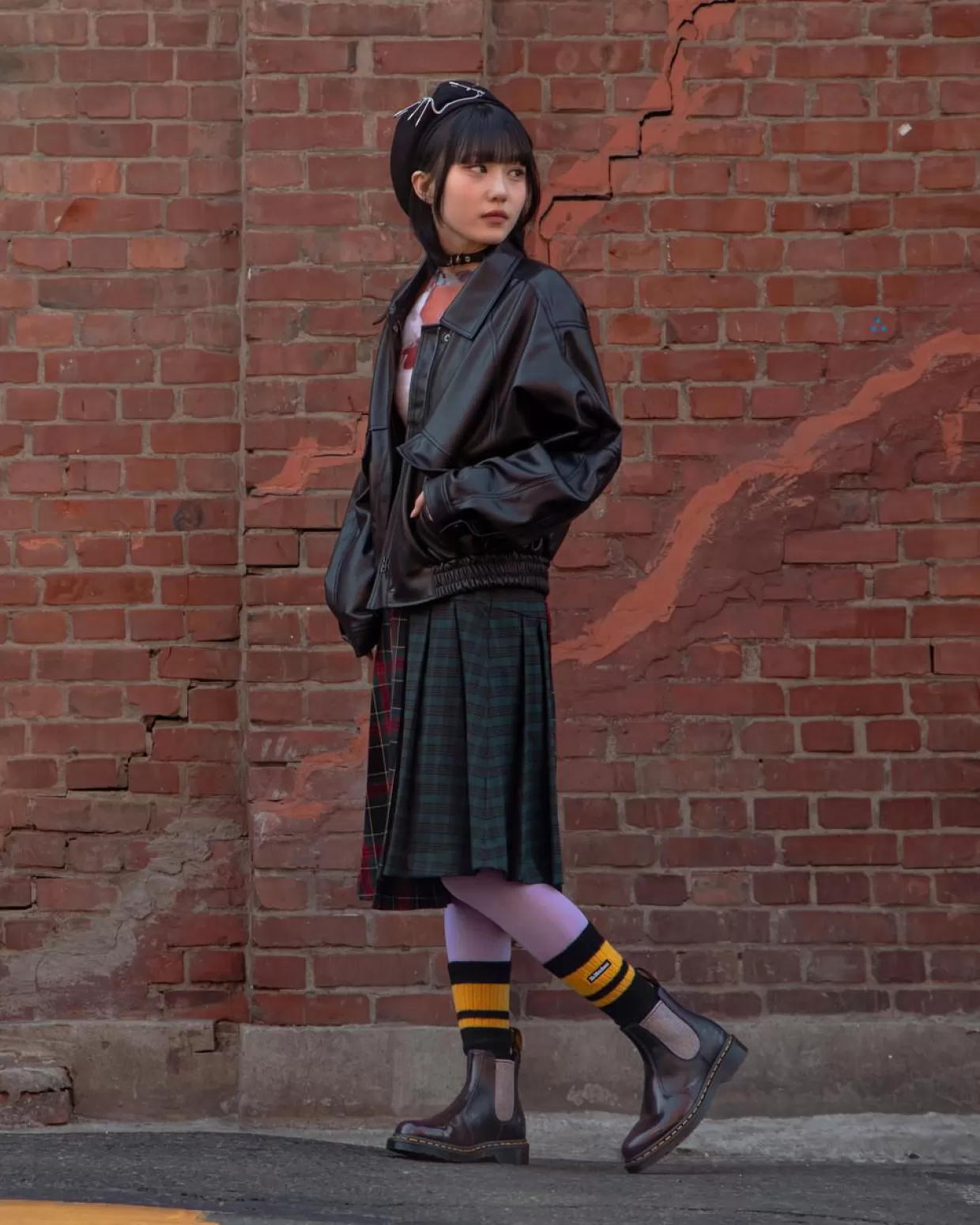 WOMENS Dr. Martens Stivaletti Chelsea 2976 BT21 in pelle