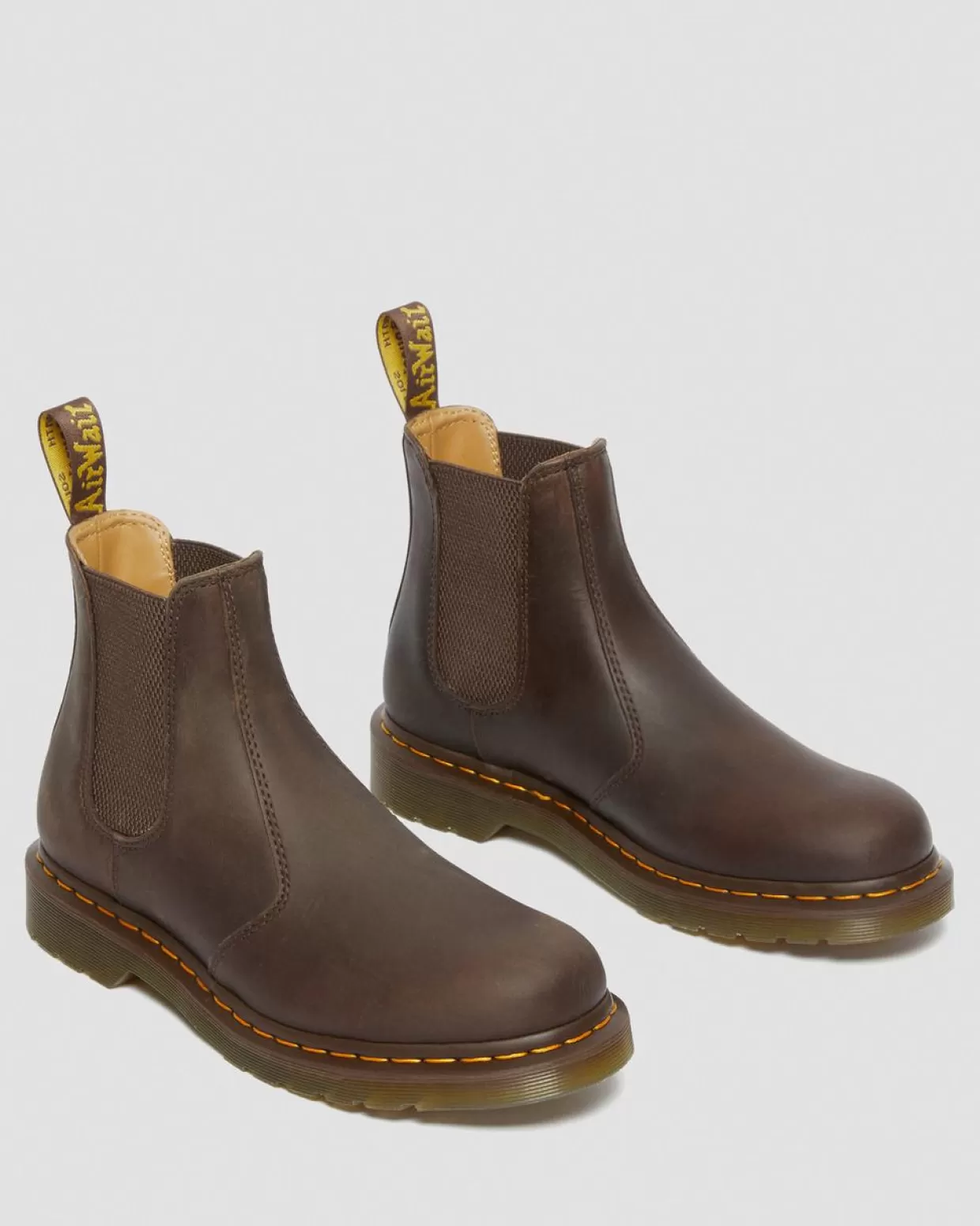 MENS Dr. Martens Stivaletti Chelsea 2976 di pelle Crazy Horse con cuciture gialle