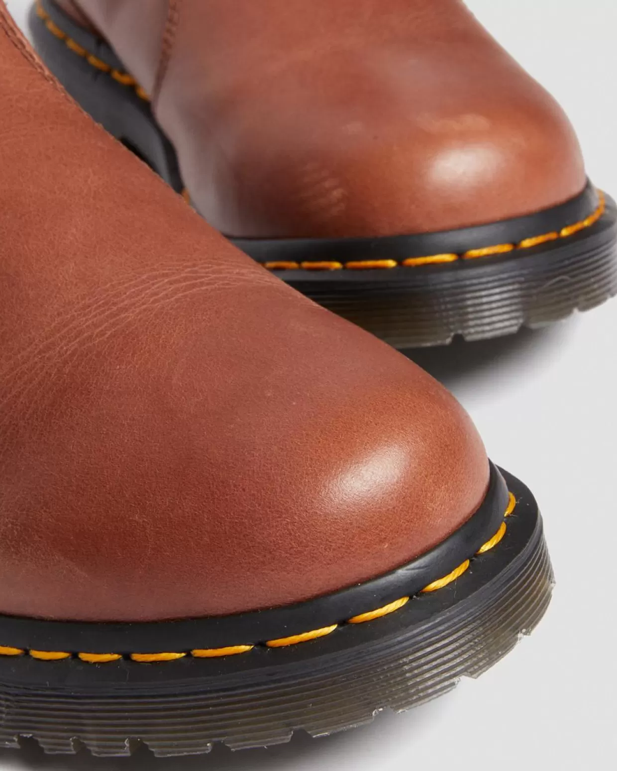 WOMENS Dr. Martens Stivaletti Chelsea 2976 Leonore con rivestimento in pelliccia sintetica