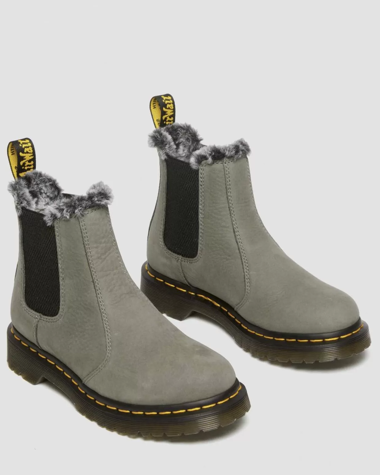 UNISEX Dr. Martens Stivaletti Chelsea 2976 Leonore in nubuck con rivestimento in pelliccia sintetica