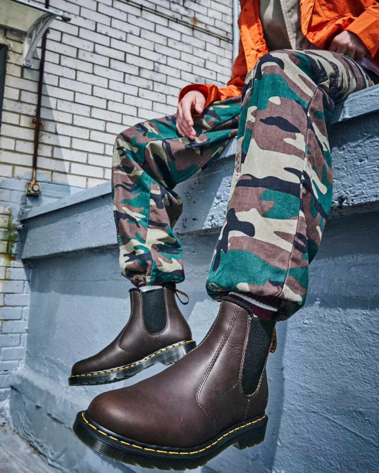 MENS Dr. Martens Stivaletti Chelsea Di Pelle Impermeabile 2976 Warmwair Valor