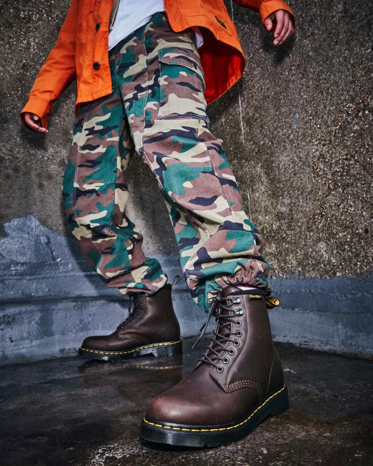 UNISEX Dr. Martens Stivaletti Di Pelle Impermeabili 1460 Pascal Warmwair Valor