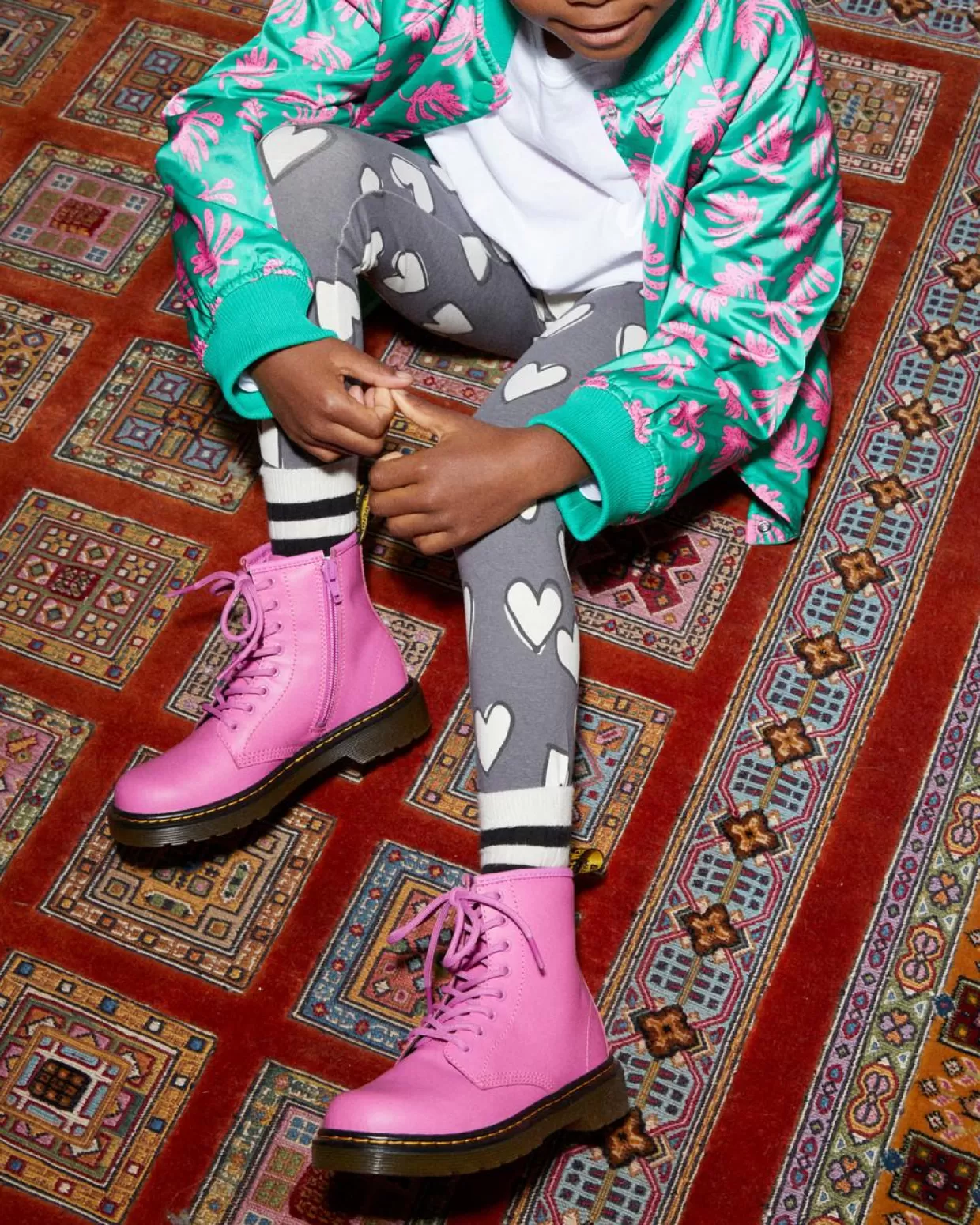KIDS Dr. Martens Stivaletti per ragazzi stringati 1460 in pelle scamosciata neutra