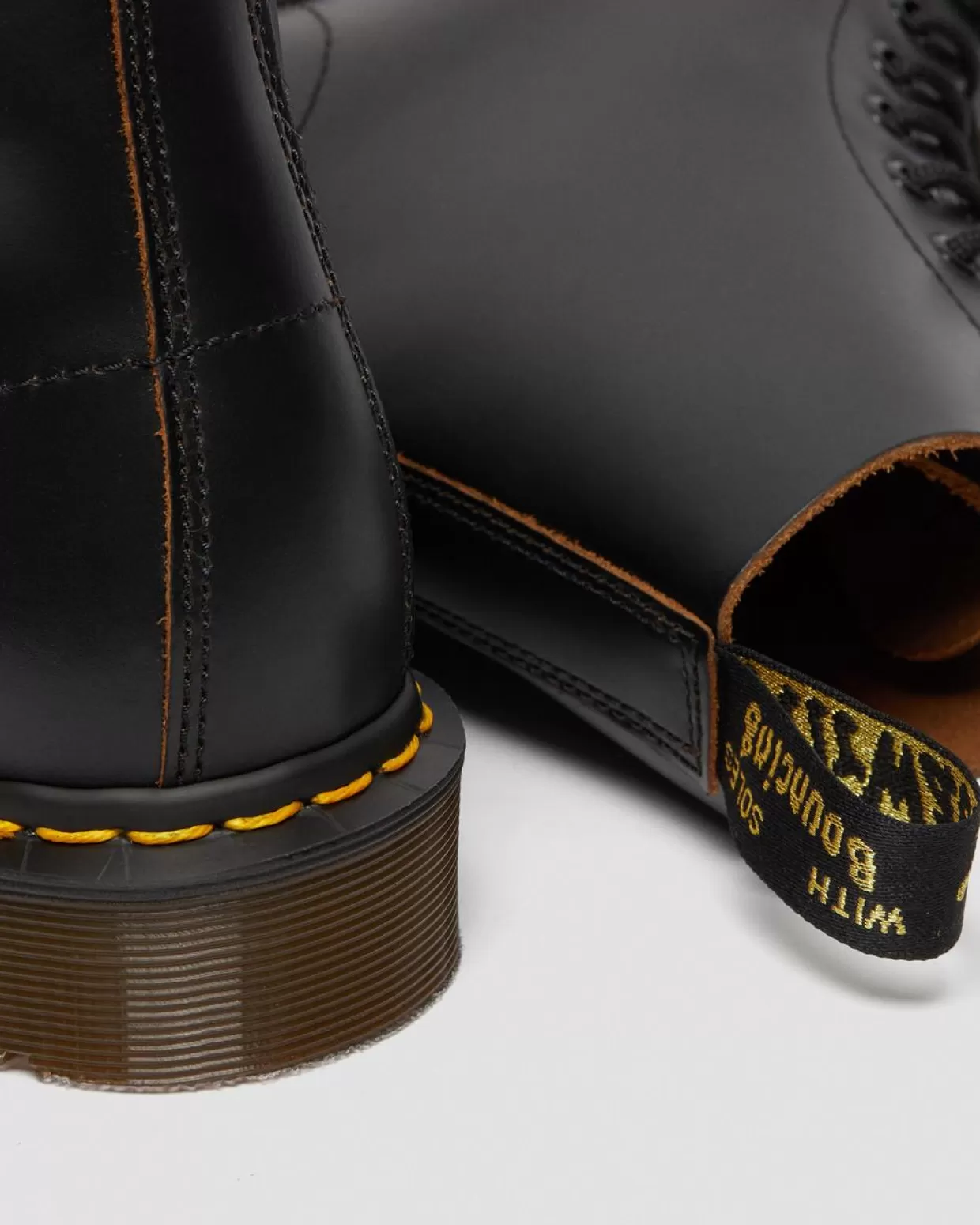 ORIGINALS Dr. Martens Stivaletti vintage 1460 in pelle Quilon