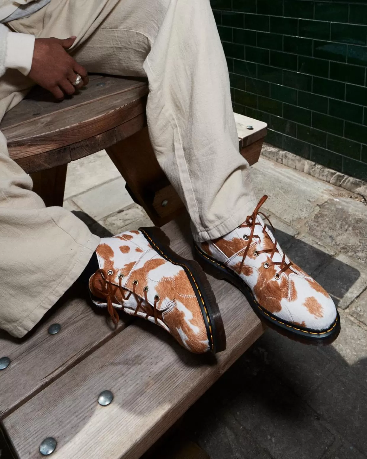 WOMENS Dr. Martens Stivali Church di pelle con stampa maculata in pelo