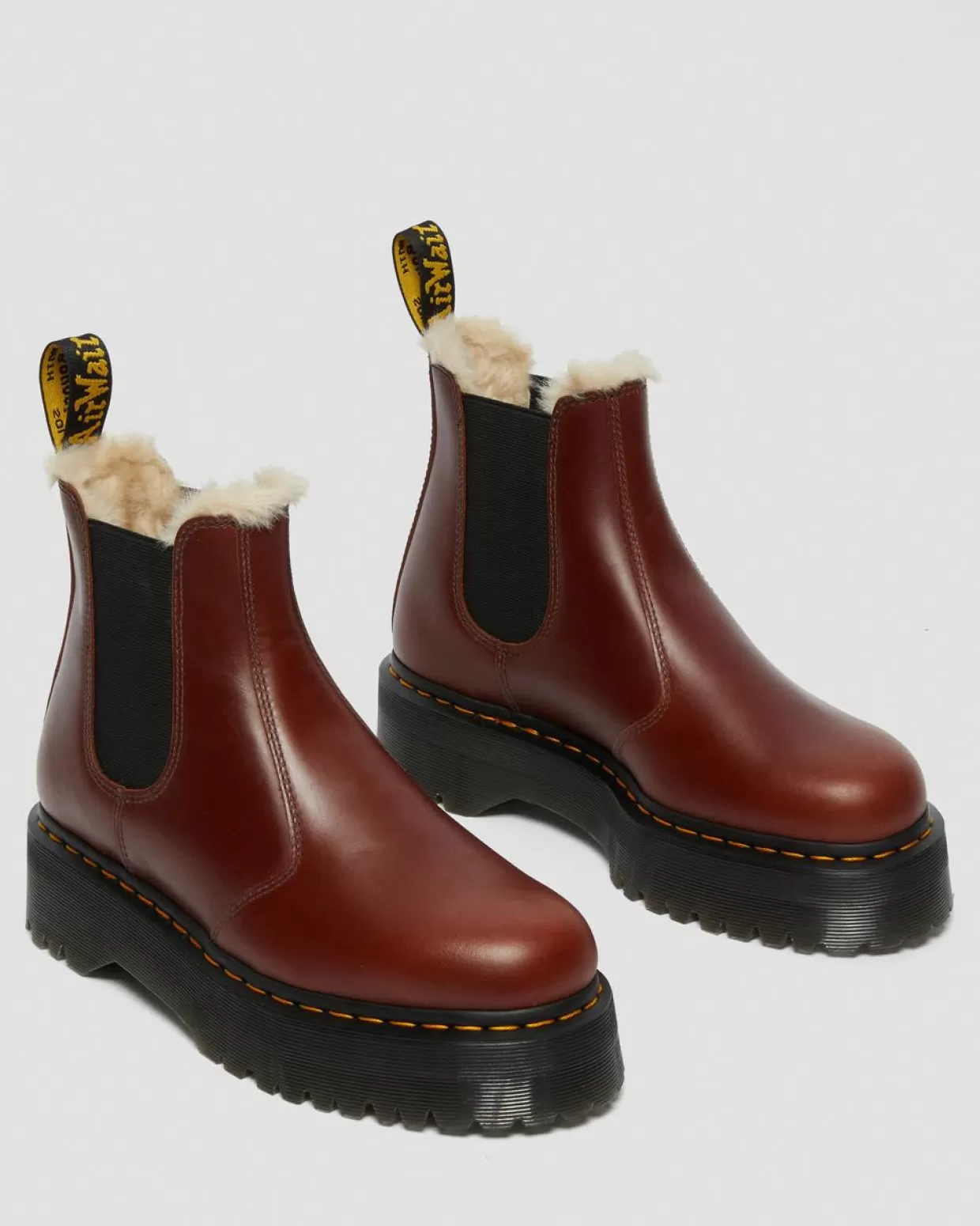 WOMENS Dr. Martens Stivali Platform 2976 Quad Con Rivestimento Interno In Pelliccia Sintetica