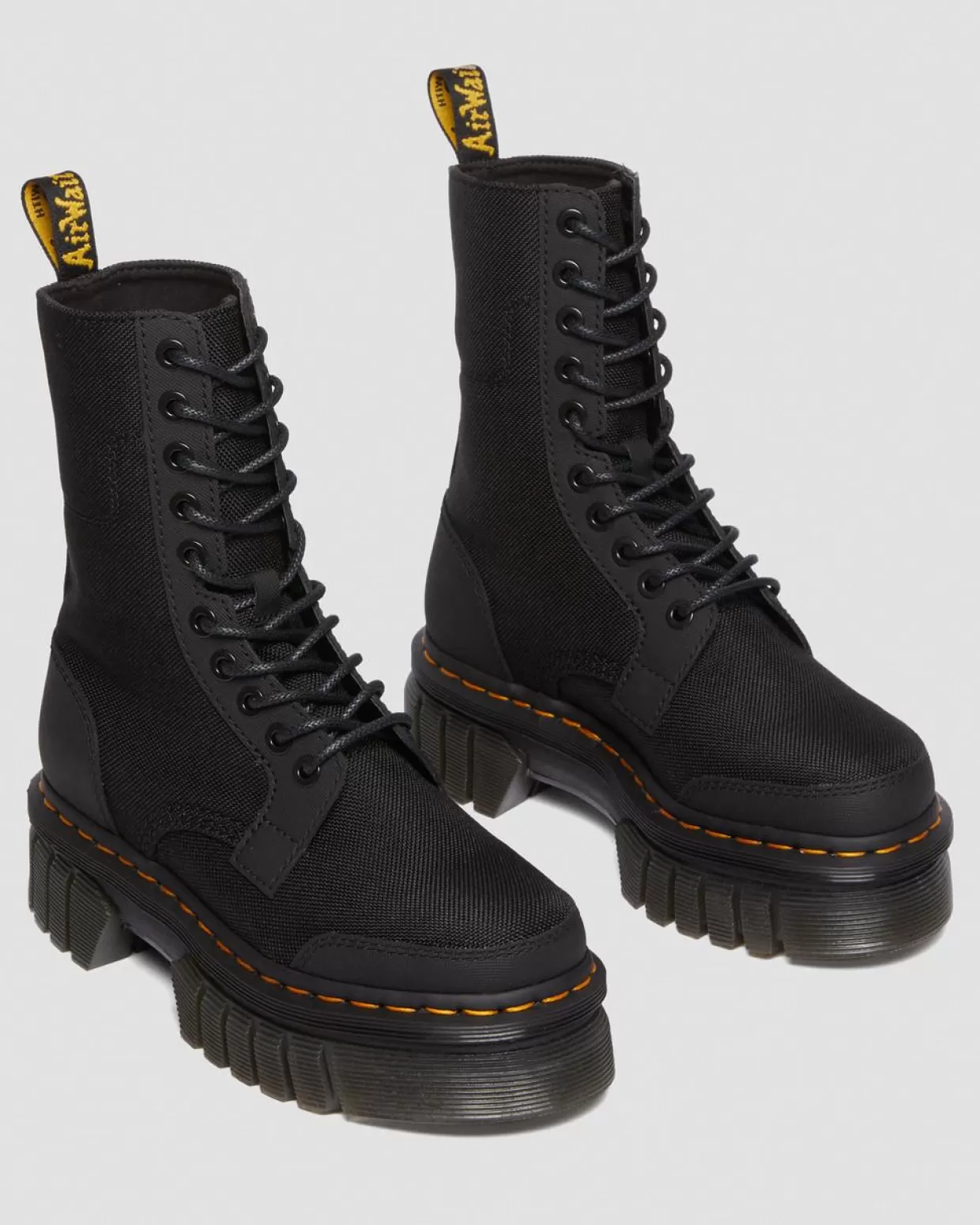 UNISEX Dr. Martens Stivali Platform Audrick in Nylon super resistenti con 10 occhielli