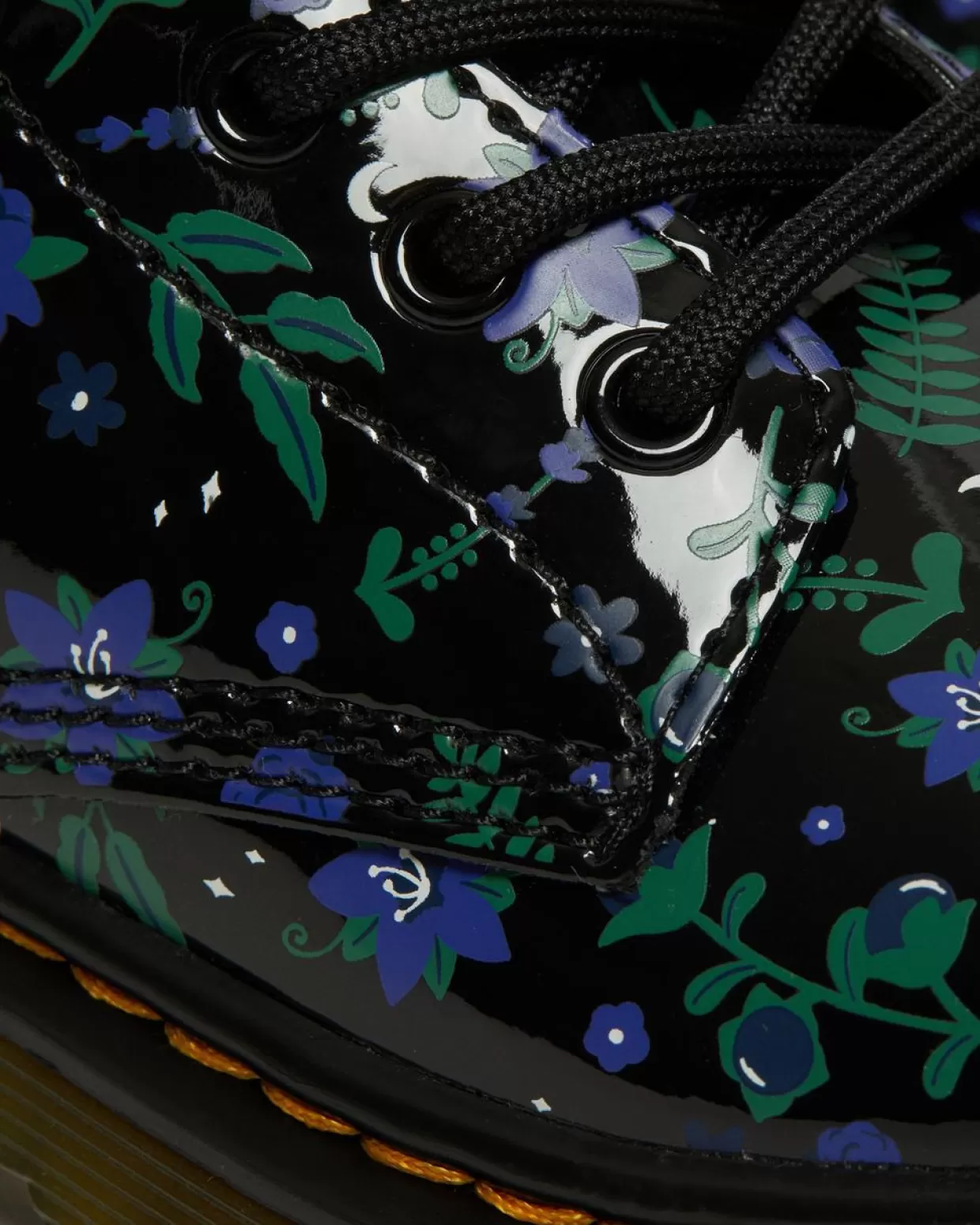 UNISEX Dr. Martens Stivali stringati 1460 Mystic per bambini con motivo floreale in pelle verniciata