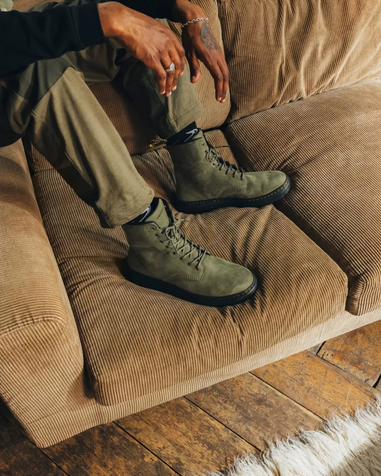 UNISEX Dr. Martens Stivali stringati in pelle Crewson