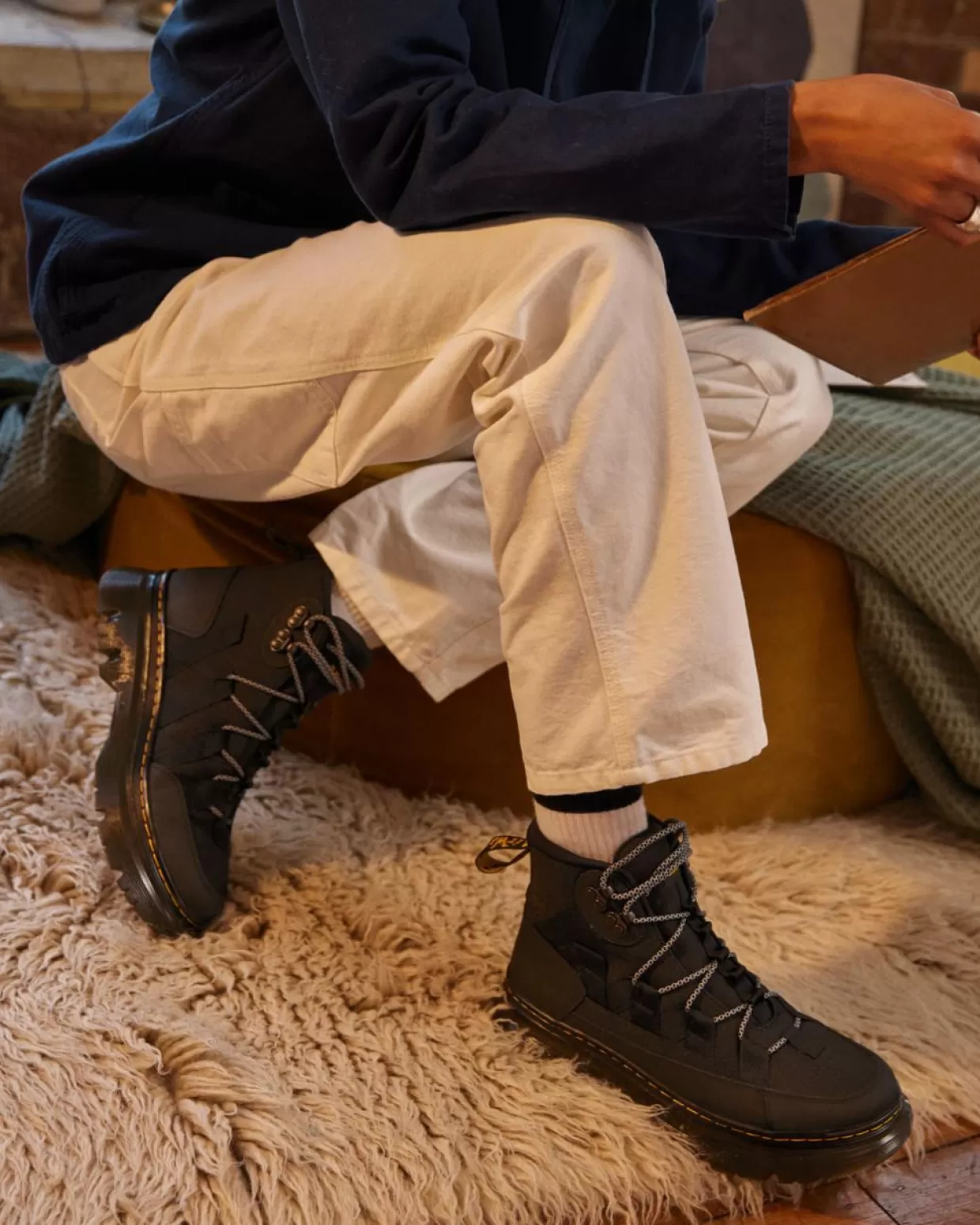 UNISEX Dr. Martens Stivali Utility Boury in pelle super resistenti